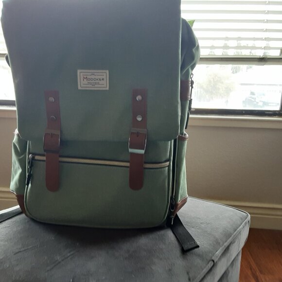 Modeler Fashion Bag (Backpack) - Picture 1 of 4